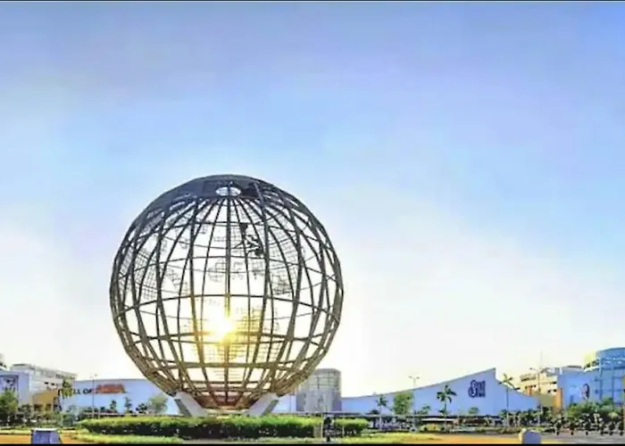 Near Moa Bay Airport Via Naiax Balcony-pool View Wifi Shell Residences *