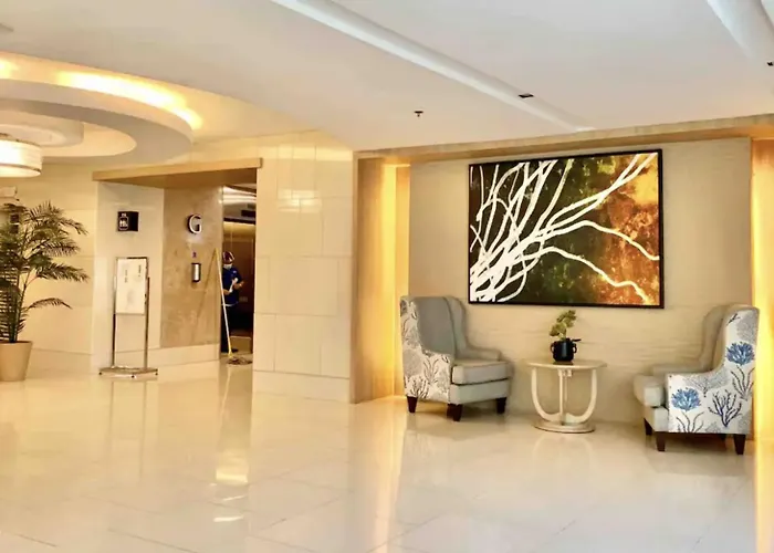 Near Moa Bay Airport Via Naiax Balcony-pool View Wifi Shell Residences Manila