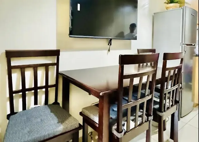 Apartment Near Moa Bay Airport Via Naiax Balcony-pool View Wifi Shell Residences Manila