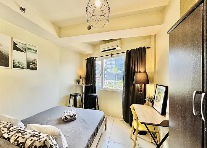 Apartment Near Moa Bay Airport Via Naiax Balcony-pool View Wifi Shell Residences *