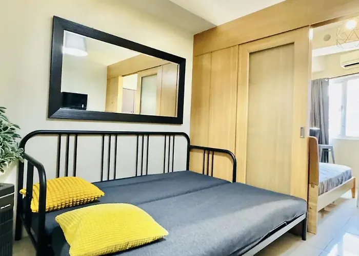 Apartment Near Moa Bay Airport Via Naiax Balcony-pool View Wifi Shell Residences Manila